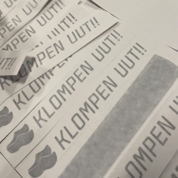 Sticker - Klompen uut!! 2 stuks Zwart - Afbeelding 2